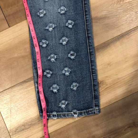 NWT Blue Turtle Distressed "Holes" Blue Jeans Size 3 - Picture 7 of 12